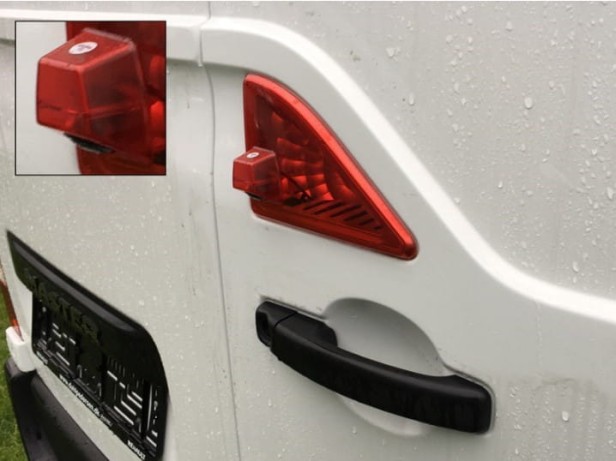 nissan.jpg